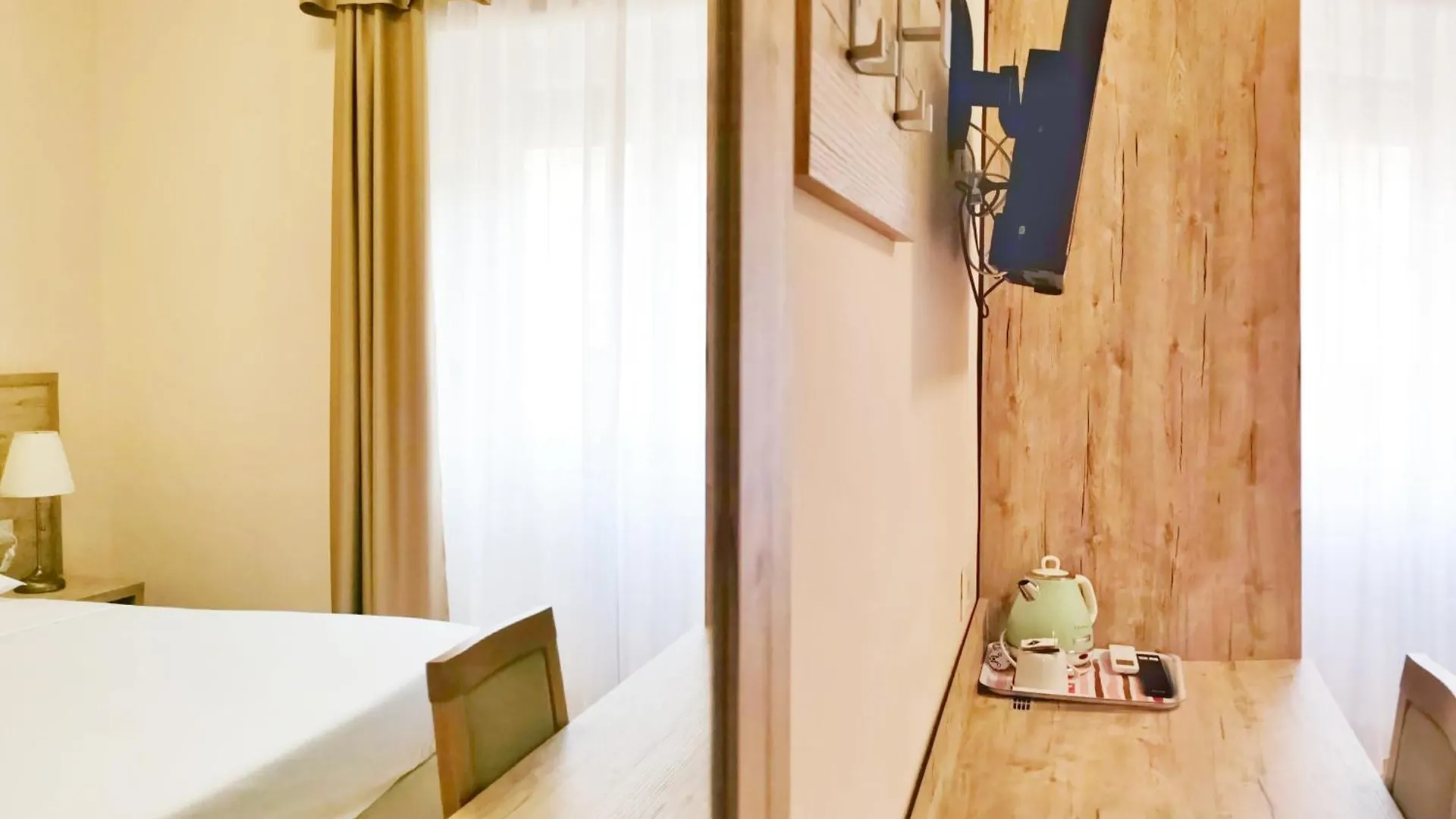 Guesthouse Central Station Group - Via Ponte Seveso 18 Milan 0*,  Italy